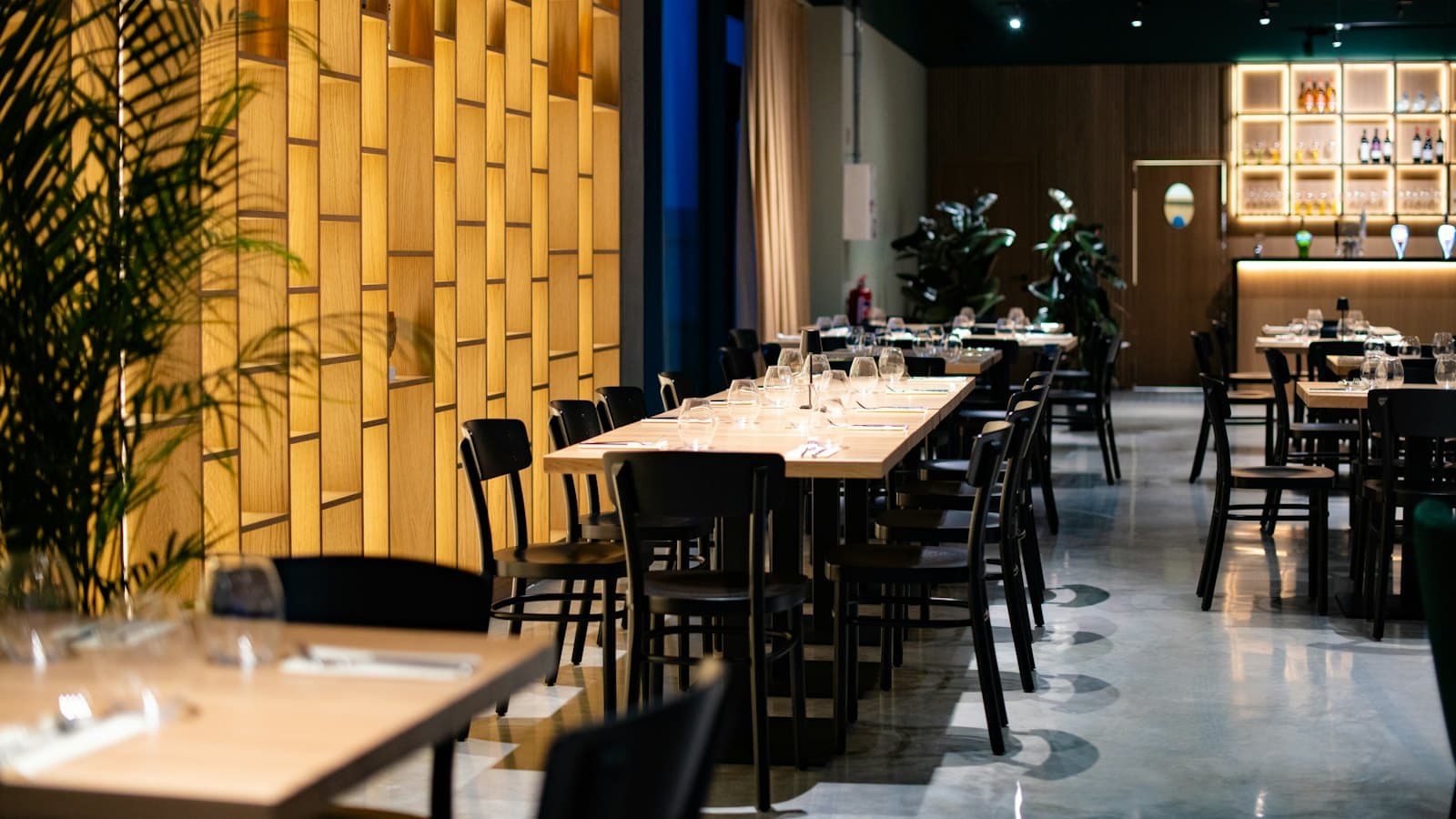 Bright restaurant dining room